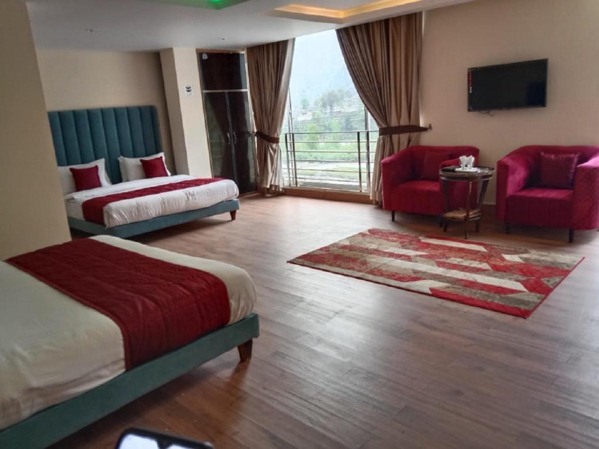 Manila Heights Hotel Naran Eksteriør billede